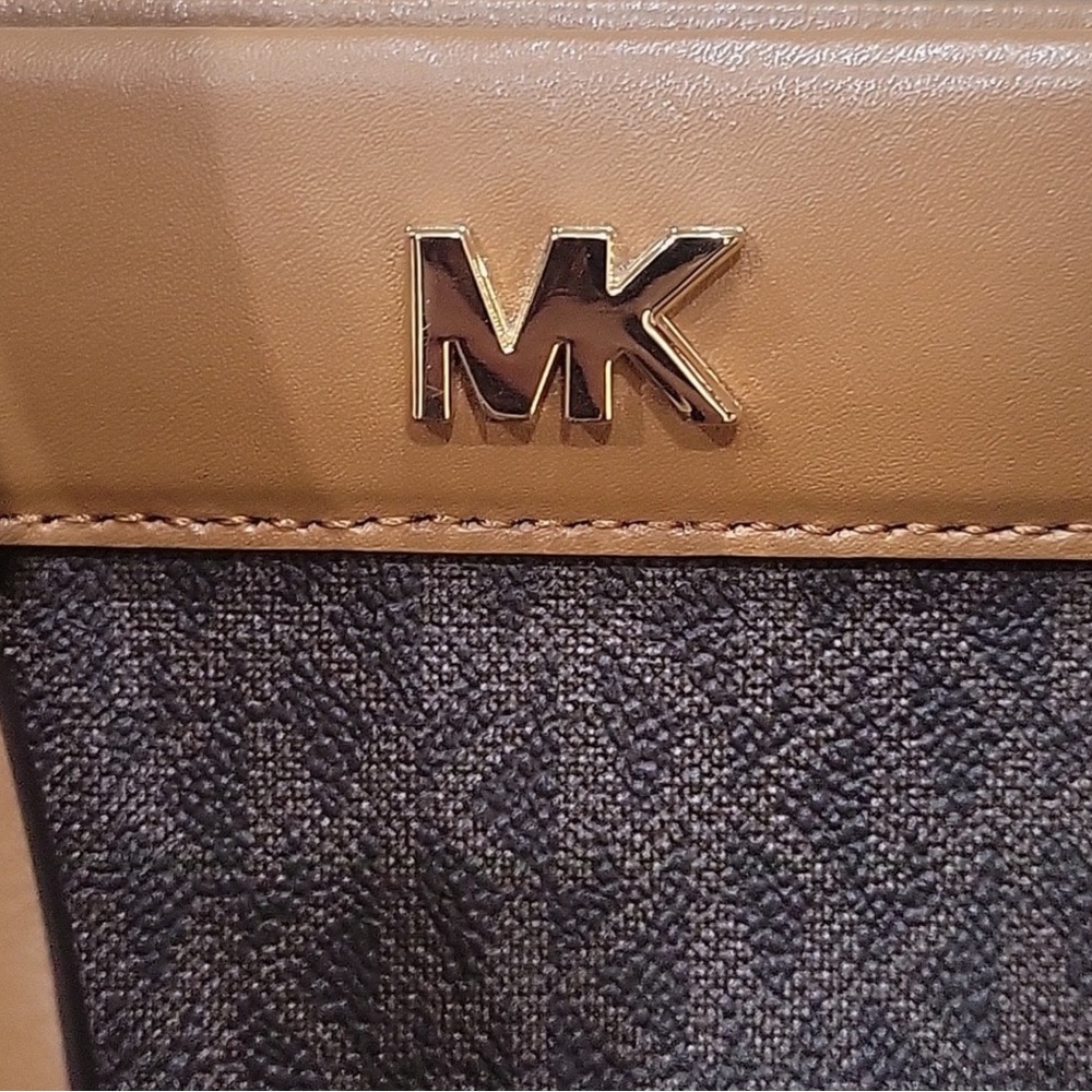 Michael Kors Meredith - Picture 4 of 9